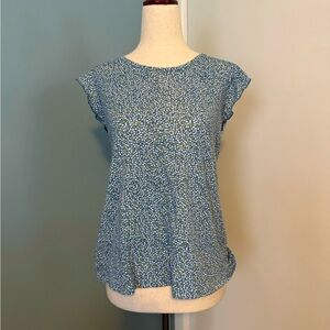 Women’s Loft T-Shirt. Blue w/yellow & white flowers. New with tags. Petite Small